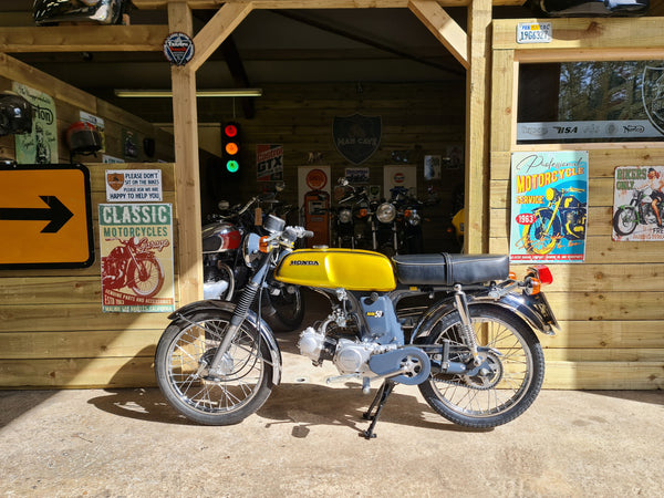 1975 Honda SS50 - Like New Condition