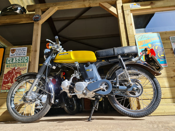 1975 Honda SS50 - Like New Condition