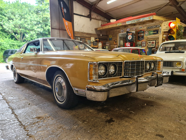 1973 Ford Brougham V8 - Californian Car