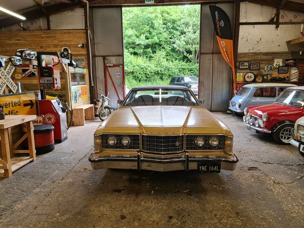 1973 Ford Brougham V8 - Californian Car