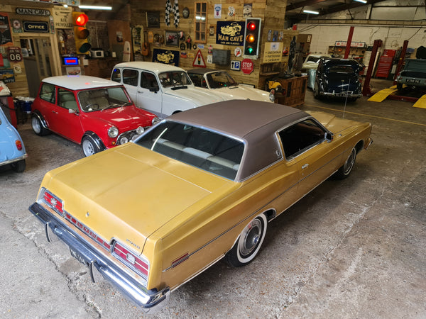 1973 Ford Brougham V8 - Californian Car