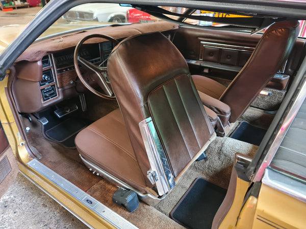 1973 Ford Brougham V8 - Californian Car