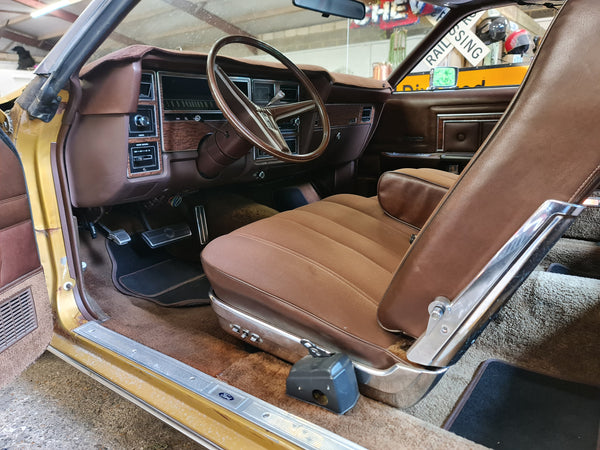 1973 Ford Brougham V8 - Californian Car